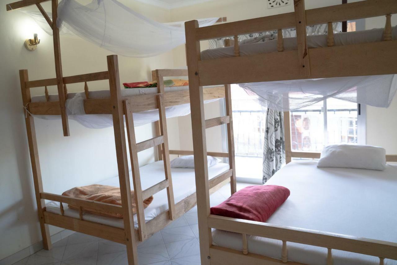 Wakawaka Hostel Аруша Экстерьер фото